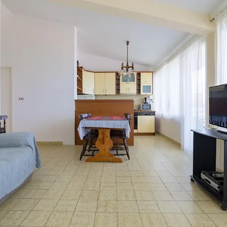 Lägenhet Petar Trogir
